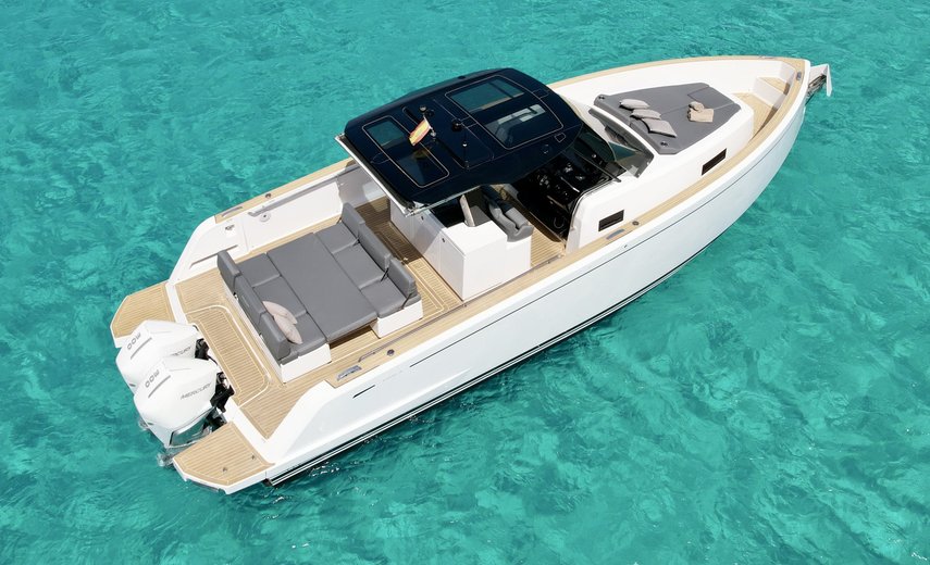 Pardo Yachts 38 - Ibiza Boat Experience